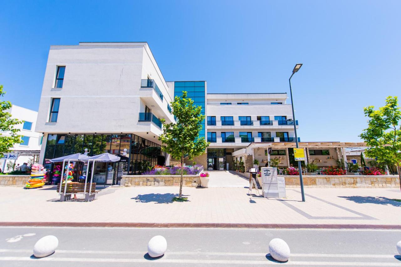 Hotel Prestige Mamaia Exterior foto